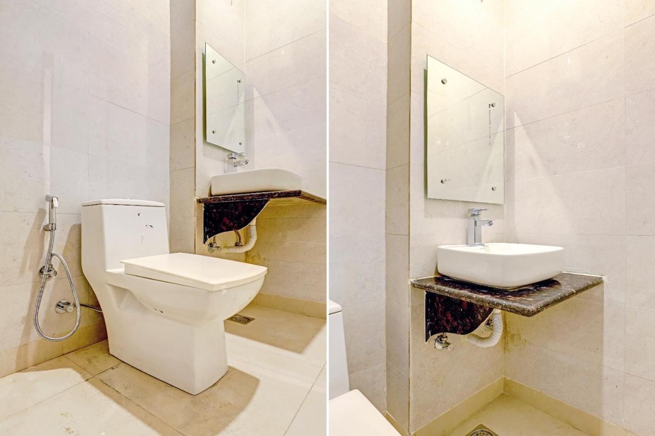Collection O Hotel Aditya Palace Near Leisure Valley Park Gurgaon Exterior photo